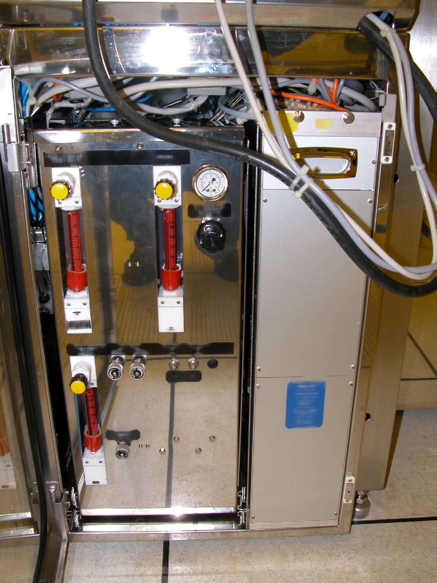 Photo Used KARL SUSS / MICROTEC ACS 200 For Sale