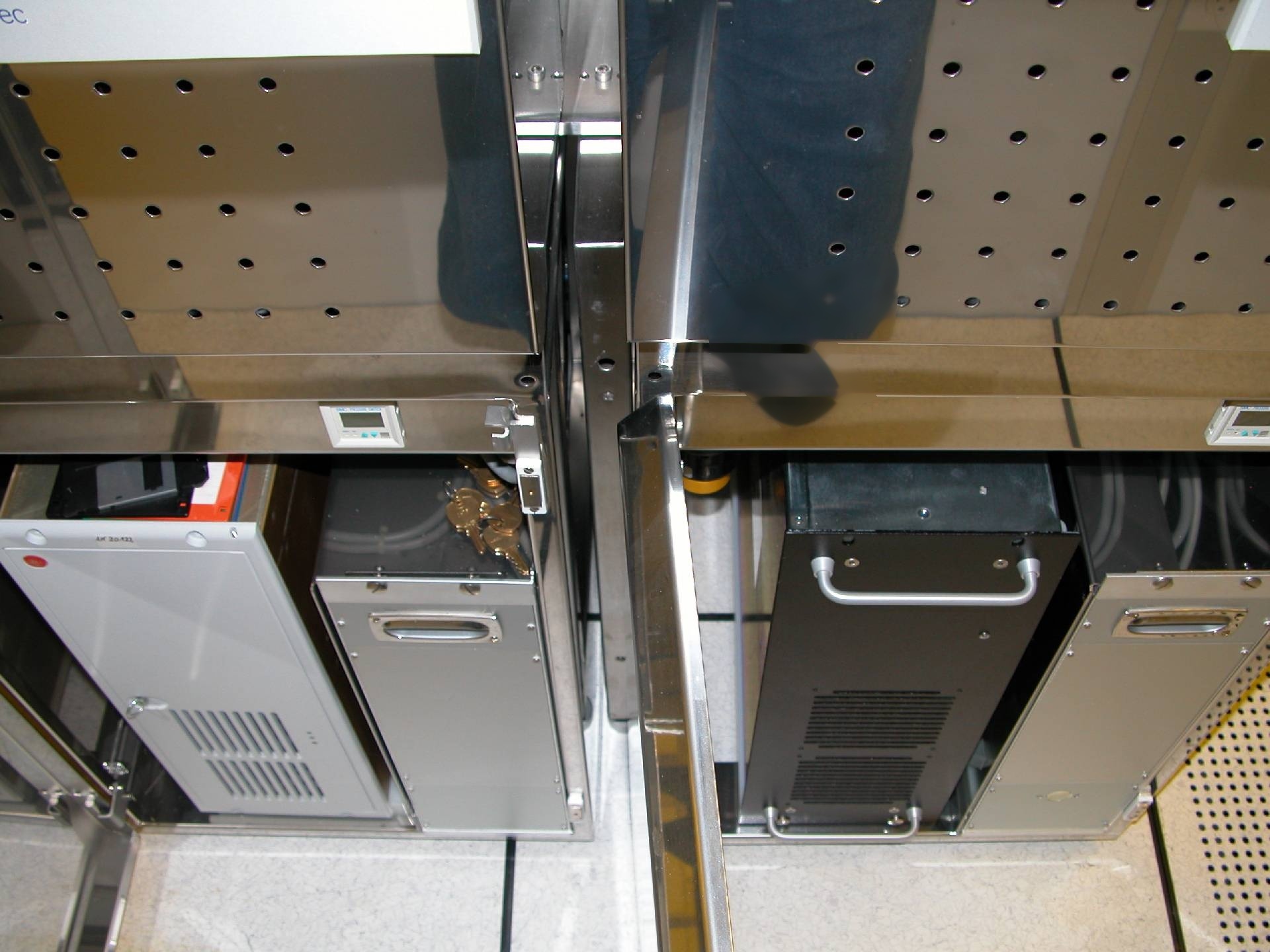 Photo Used KARL SUSS / MICROTEC ACS 200 For Sale