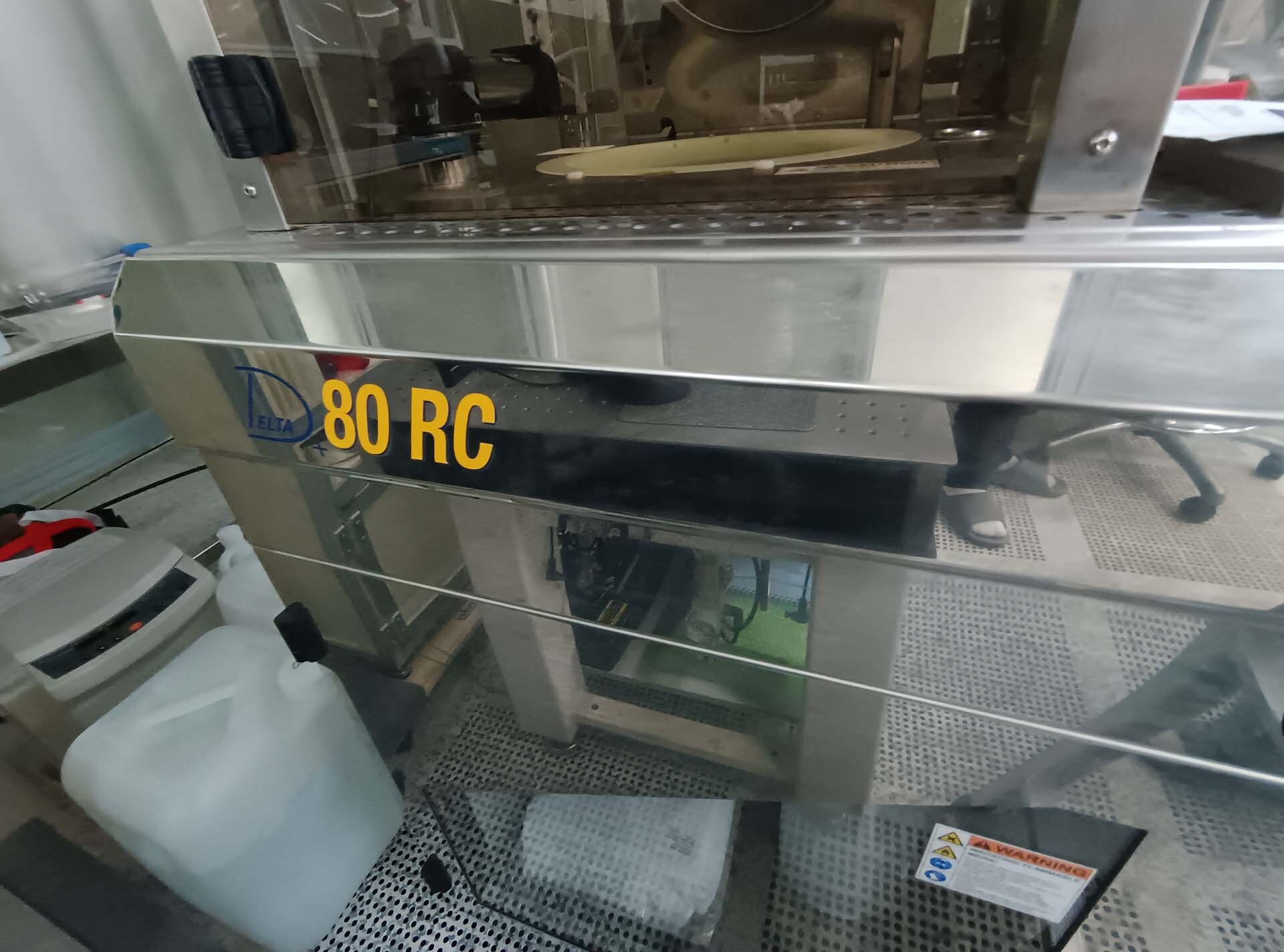 Foto Verwendet KARL SUSS / MICROTEC Delta 80RC Zum Verkauf