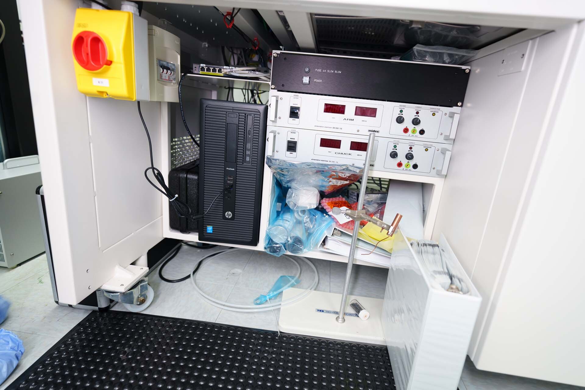 フォト（写真） 使用される KARL SUSS / MICROTEC FC 150 販売のために
