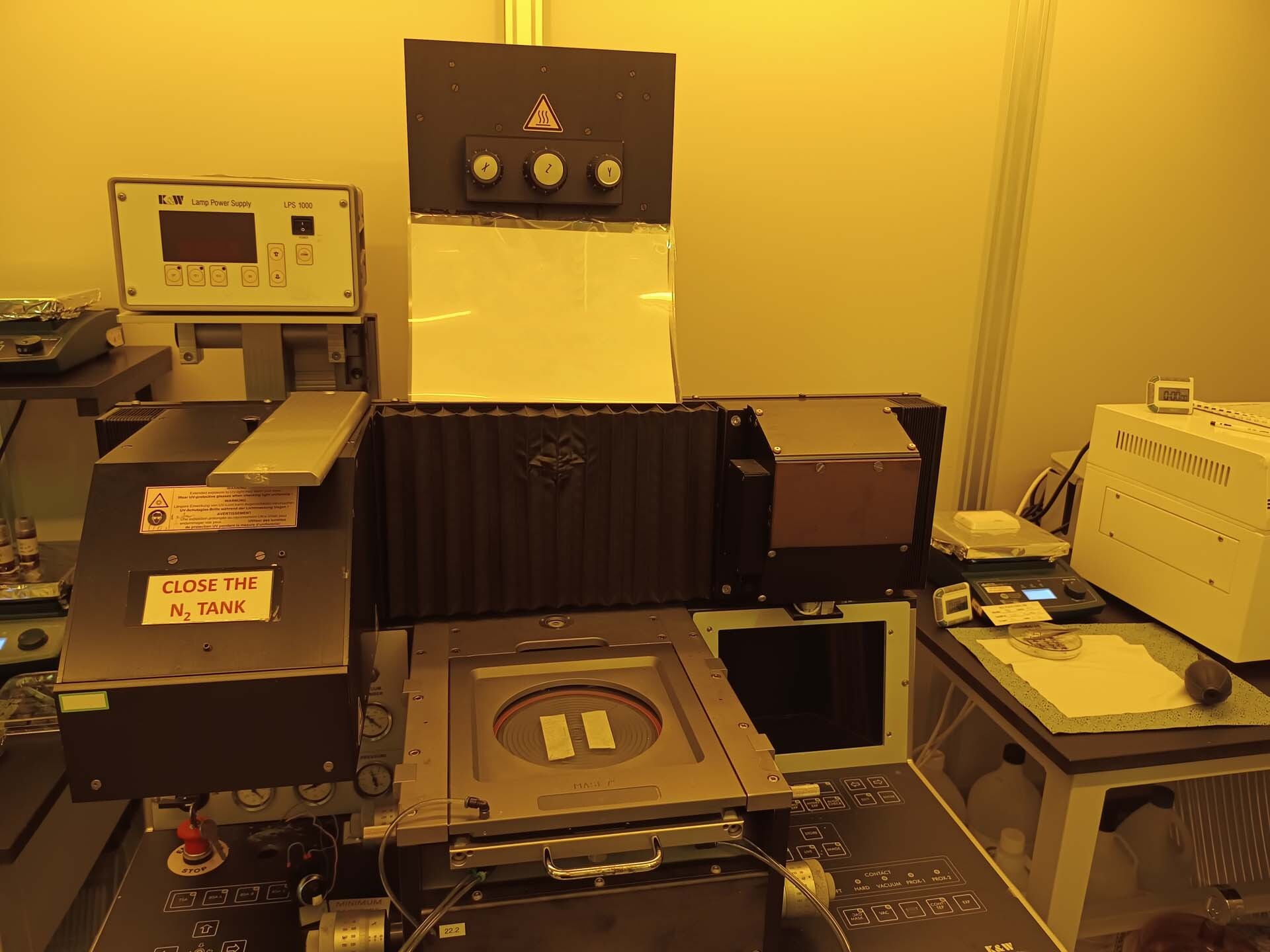 Photo Utilisé KARL SUSS / MICROTEC MA 1006 À vendre