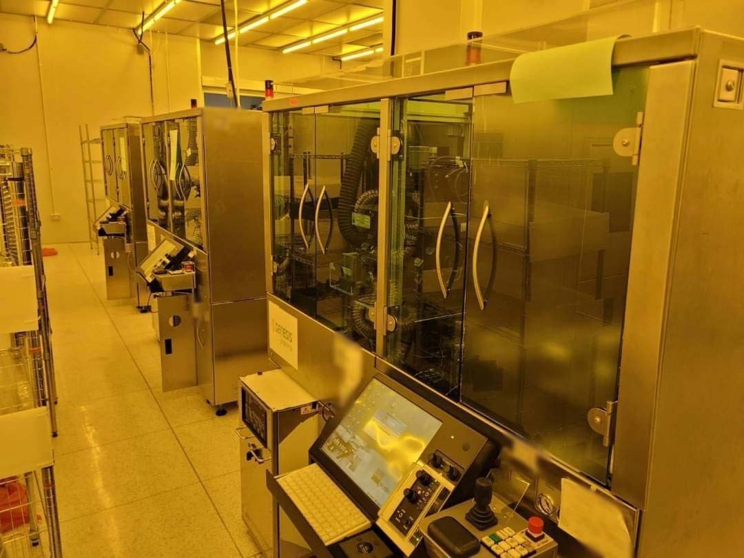 圖為 已使用的 KARL SUSS / MICROTEC MA 100E 待售