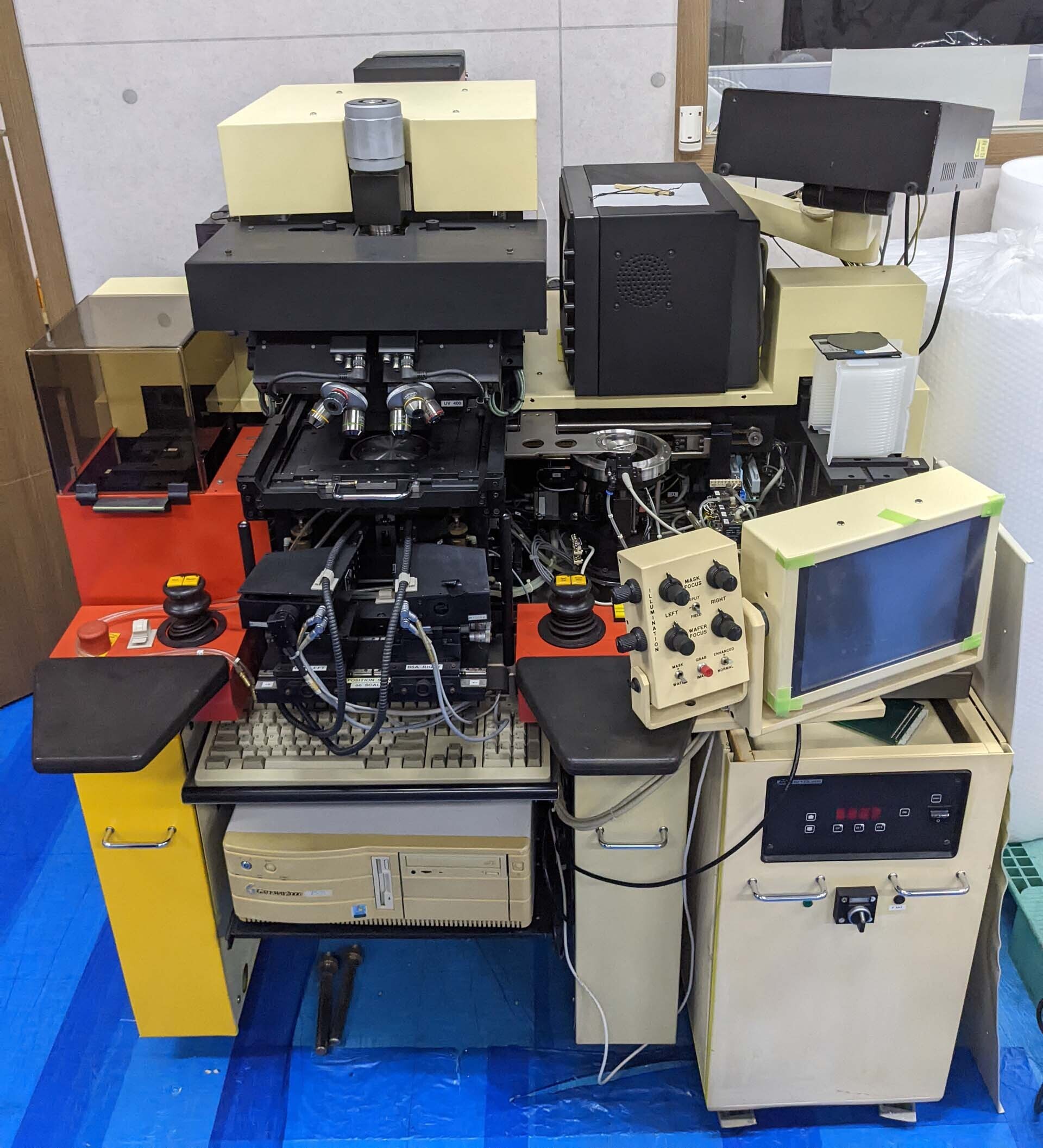 Photo Used KARL SUSS / MICROTEC MA-150 For Sale