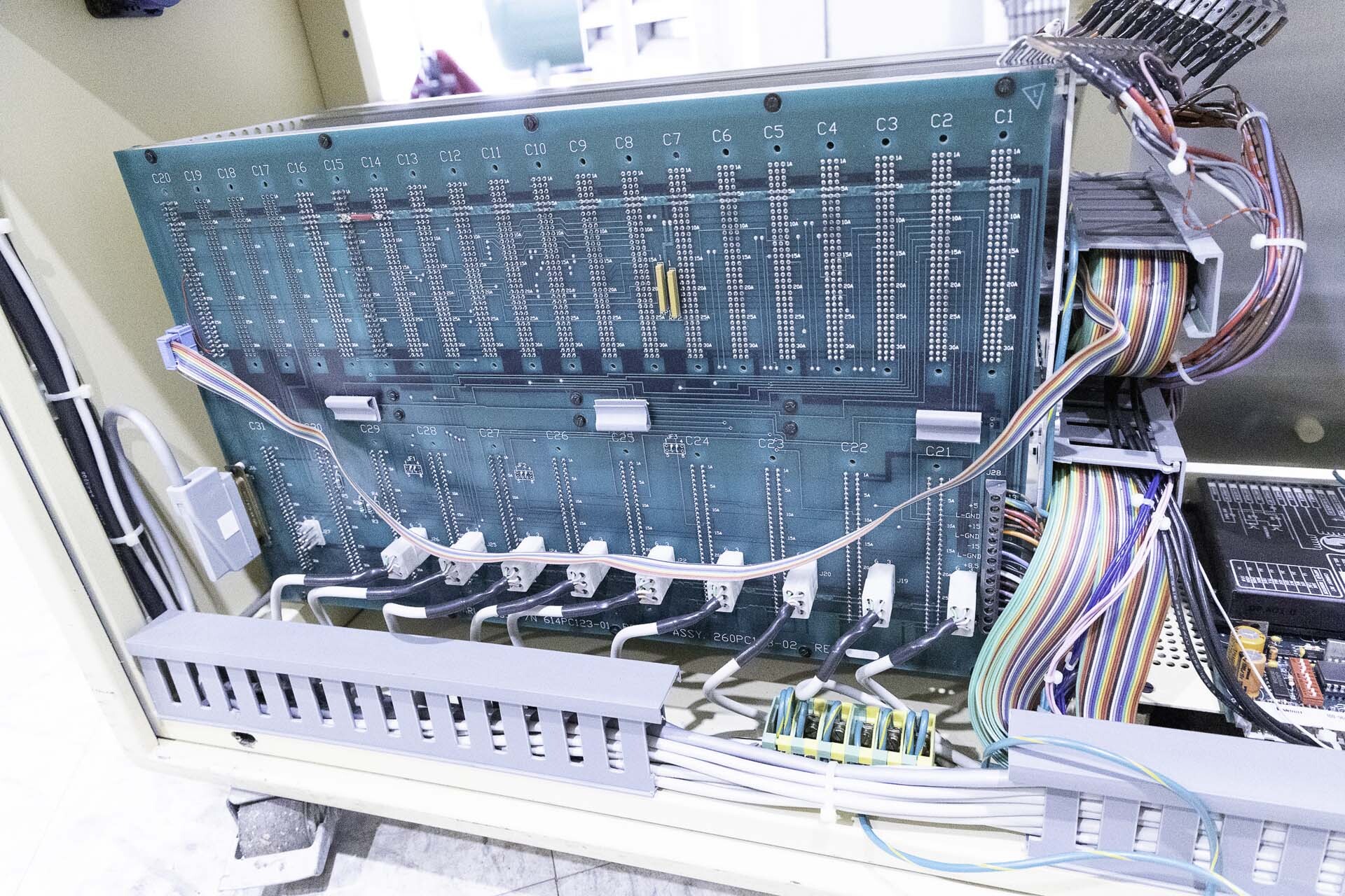 圖為 已使用的 KARL SUSS / MICROTEC MA-150 待售