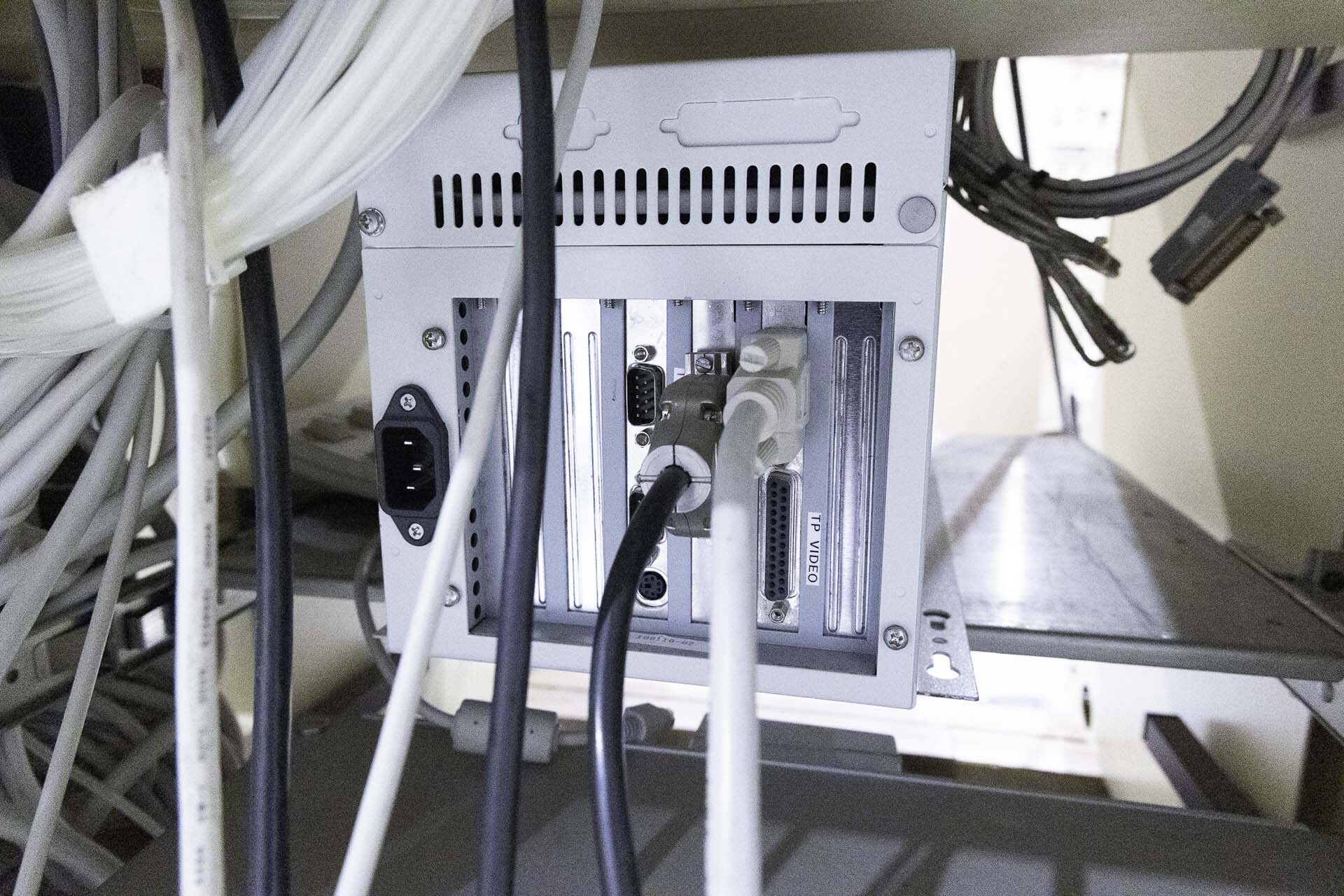 圖為 已使用的 KARL SUSS / MICROTEC MA-150 待售