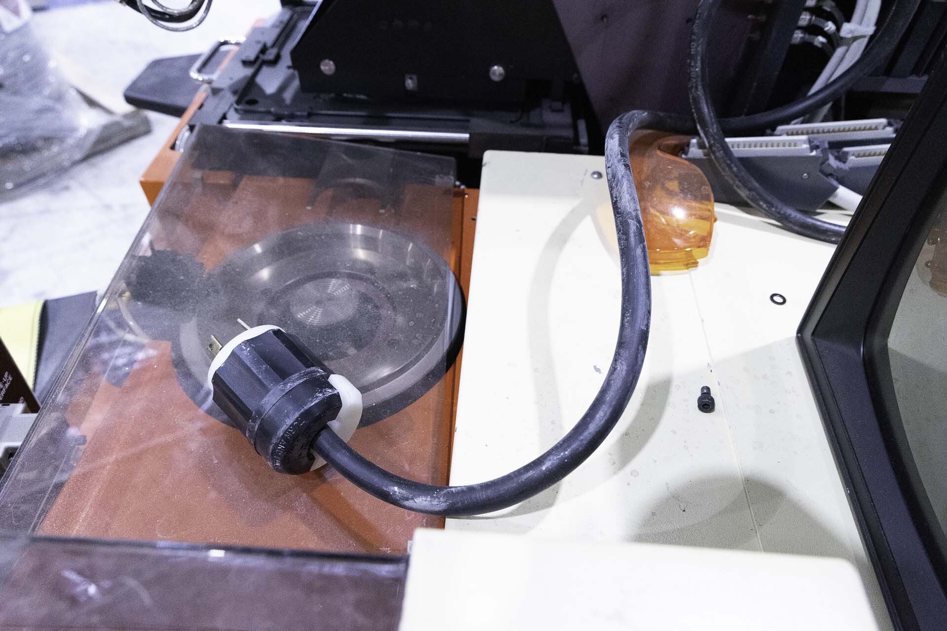 圖為 已使用的 KARL SUSS / MICROTEC MA-150 待售