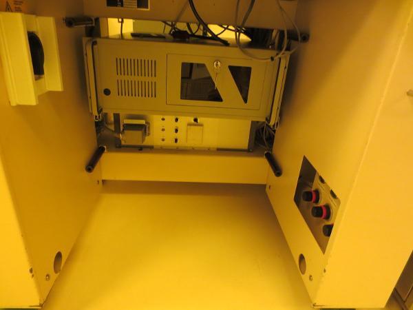 Foto Verwendet KARL SUSS / MICROTEC MA 200 Zum Verkauf