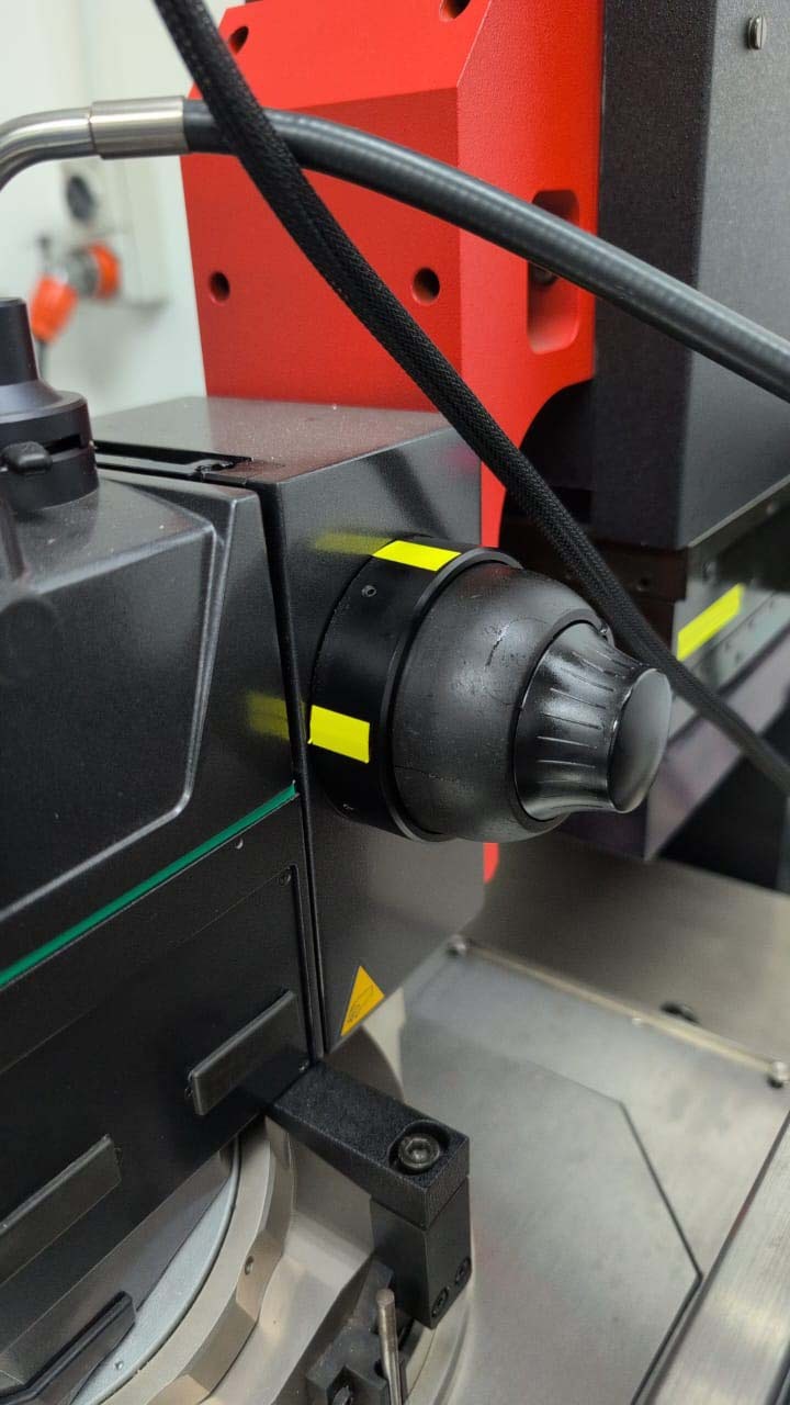 Foto Verwendet KARL SUSS / MICROTEC PA 300 Zum Verkauf