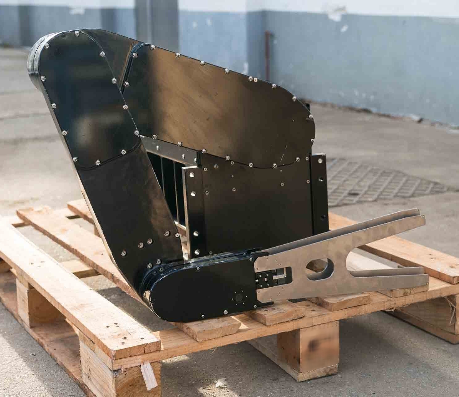 Foto Verwendet KAWASAKI 3NT620C-A002 Zum Verkauf