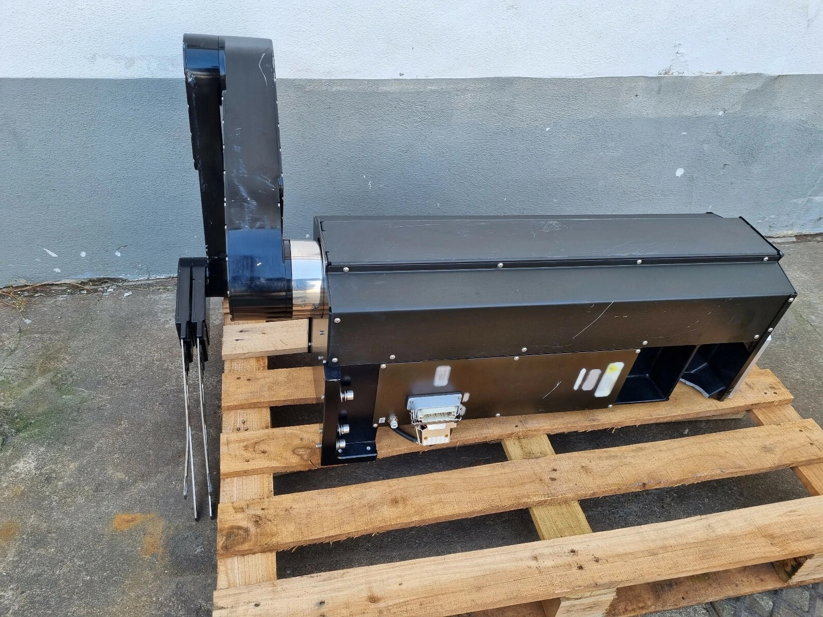 Foto Verwendet KAWASAKI 3NT620C-A002 Zum Verkauf