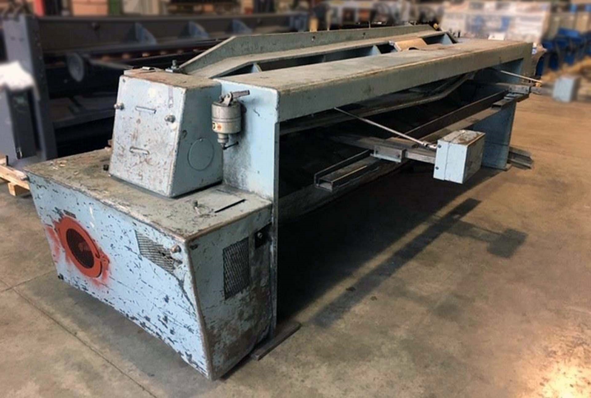 Photo Used KEETONA 10 Foot x 10 Gauge Shear For Sale