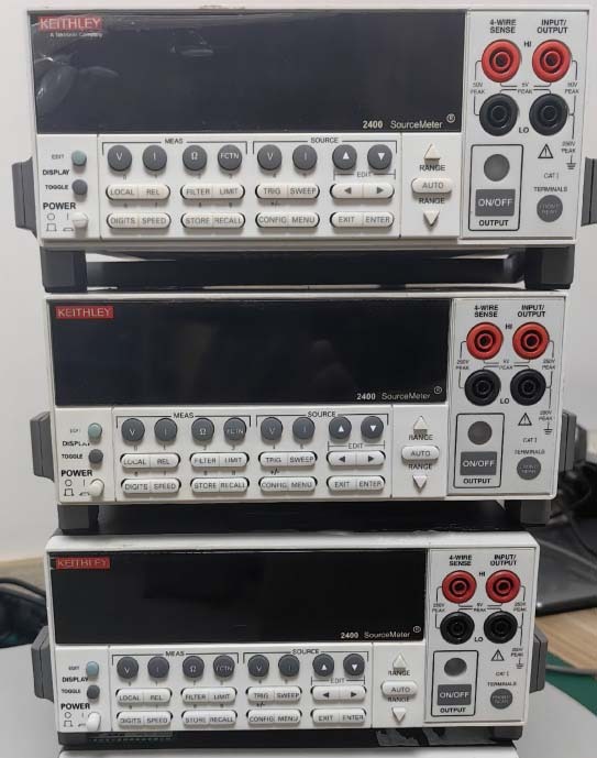 사진 사용됨 KEITHLEY 2400 판매용