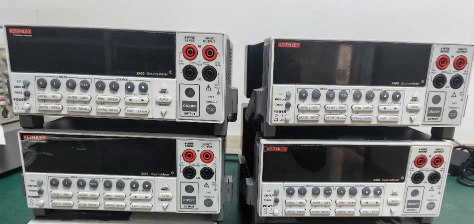 사진 사용됨 KEITHLEY 2400 판매용