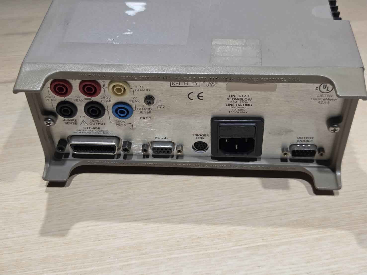 사진 사용됨 KEITHLEY 2400 판매용