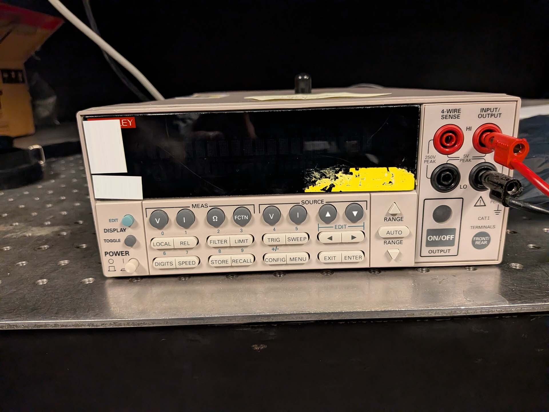 사진 사용됨 KEITHLEY 2400 판매용