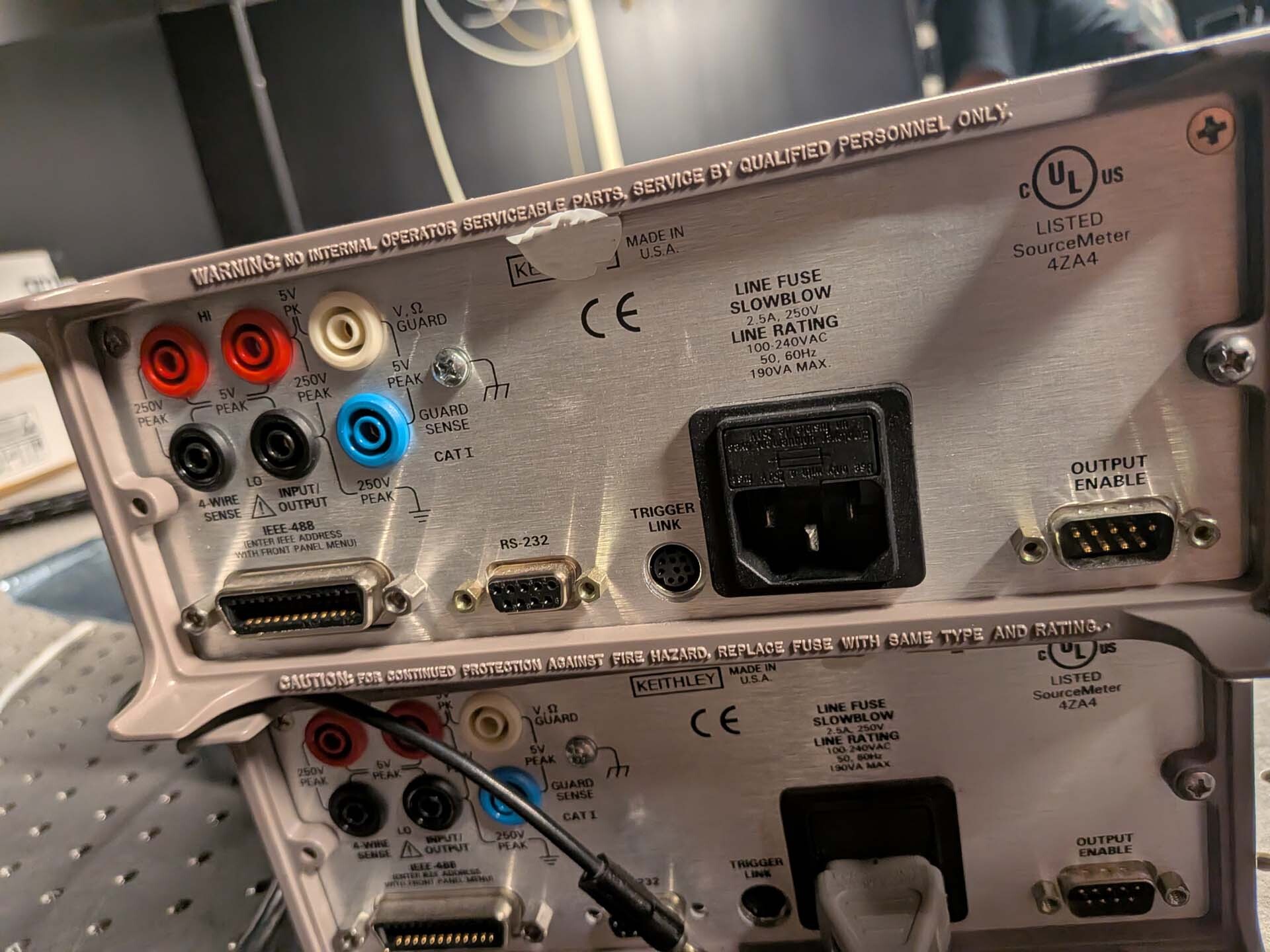 사진 사용됨 KEITHLEY 2400 판매용