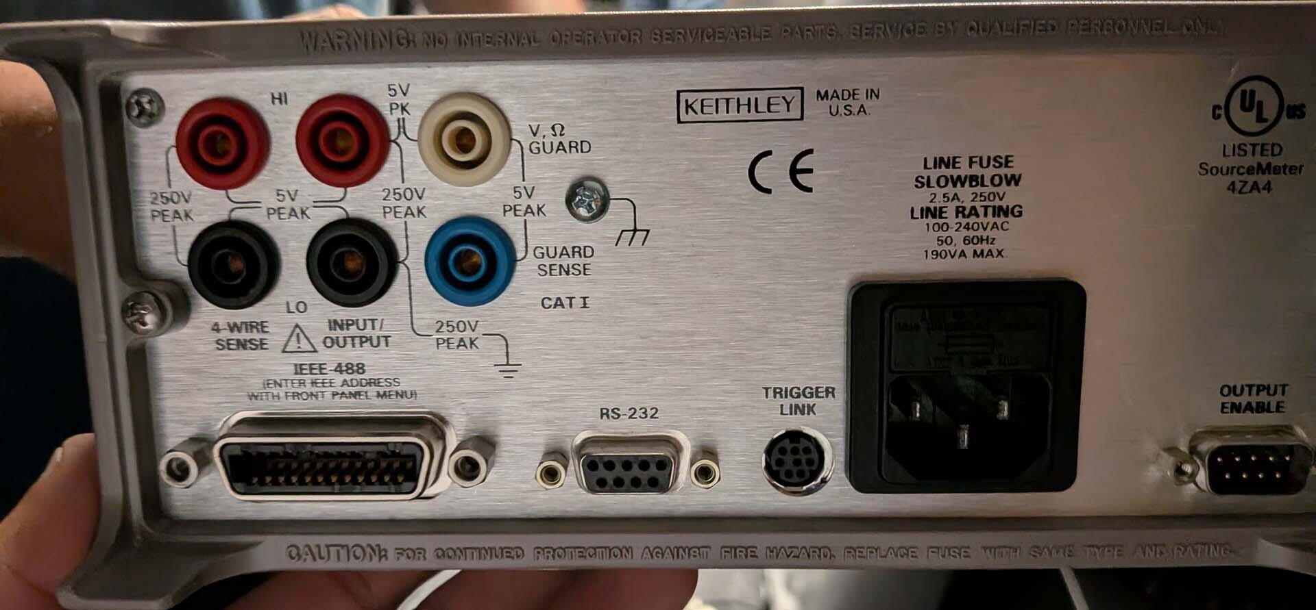 사진 사용됨 KEITHLEY 2400 판매용