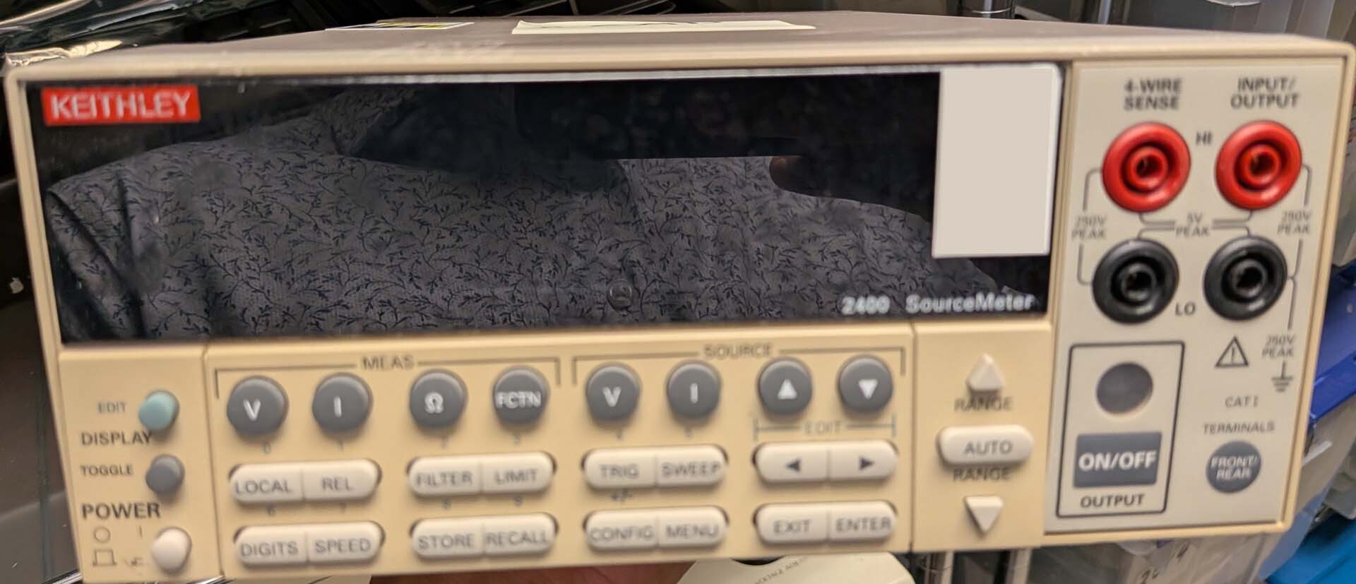 사진 사용됨 KEITHLEY 2400 판매용