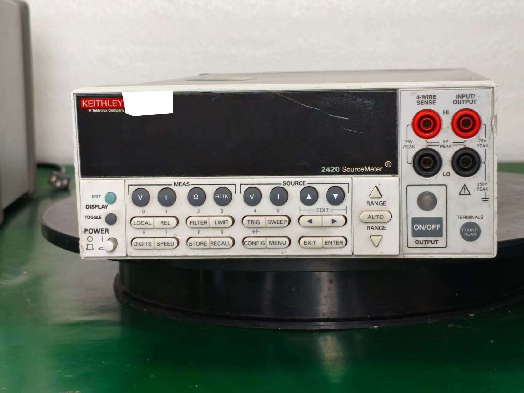 图为 已使用的 KEITHLEY 2420 待售