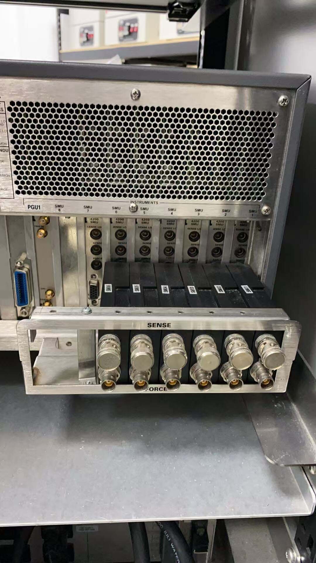 圖為 已使用的 KEITHLEY 4200-SCS 待售