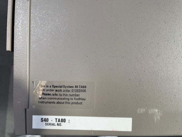 Foto Verwendet KEITHLEY 7002 Zum Verkauf
