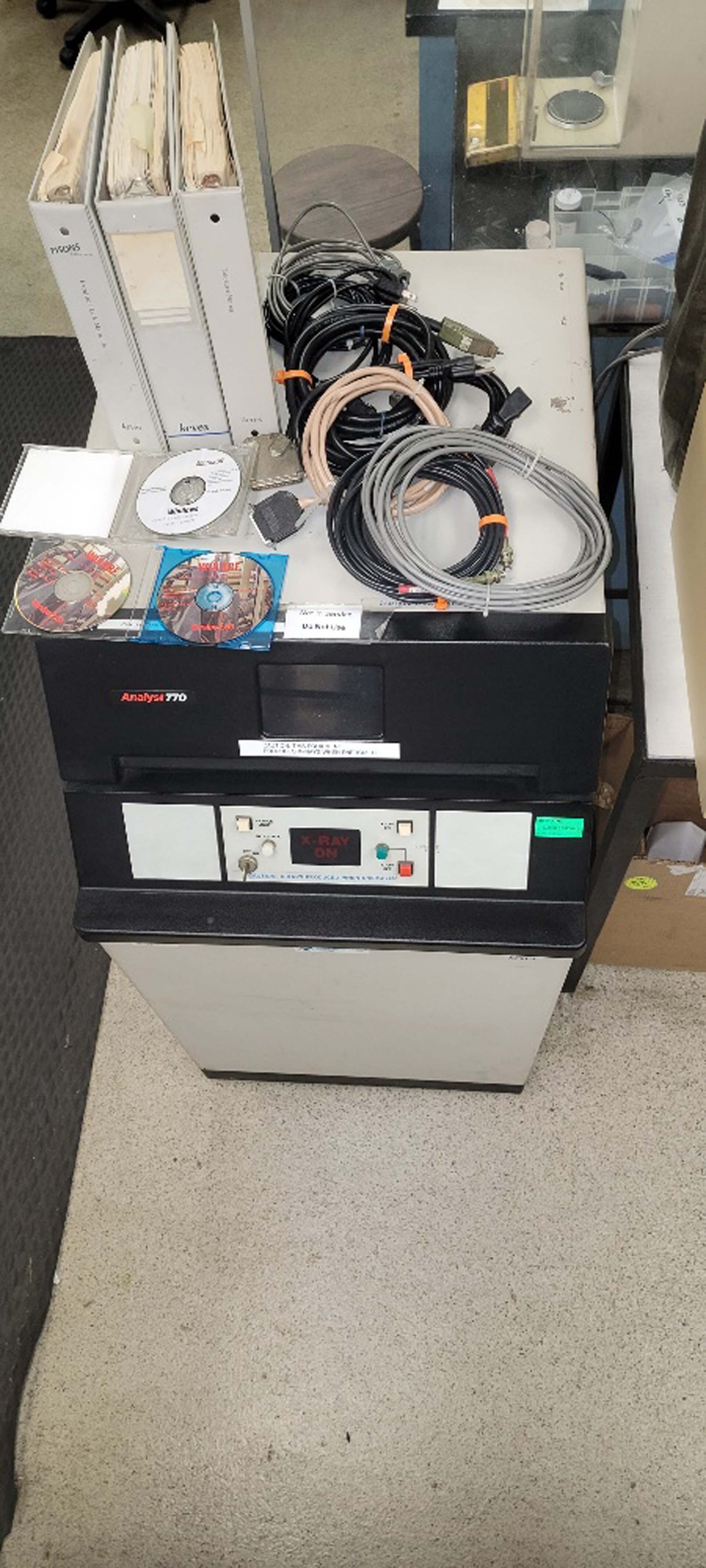 Foto Verwendet KEVEX Analyst 770 Zum Verkauf