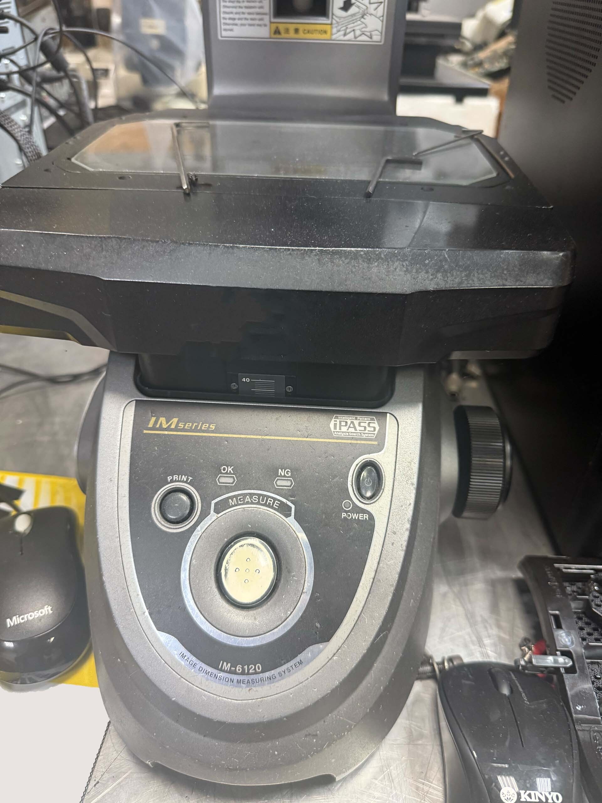 Photo Used KEYENCE IM-6120 For Sale