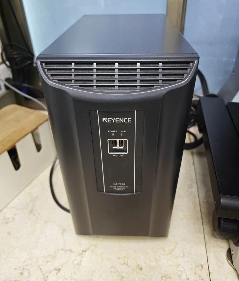 Foto Verwendet KEYENCE IM-7500 Zum Verkauf
