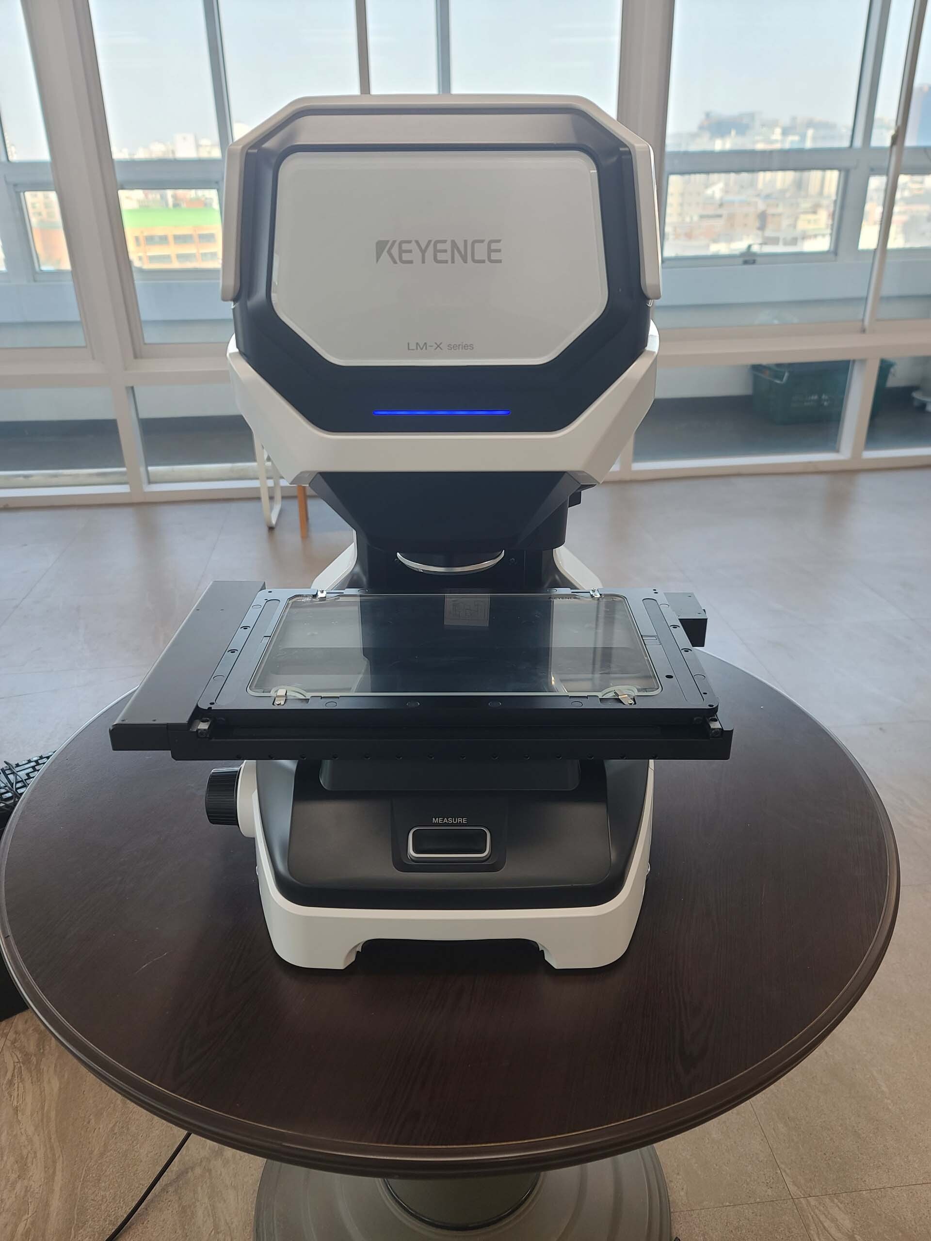 사진 사용됨 KEYENCE LM-1000 판매용