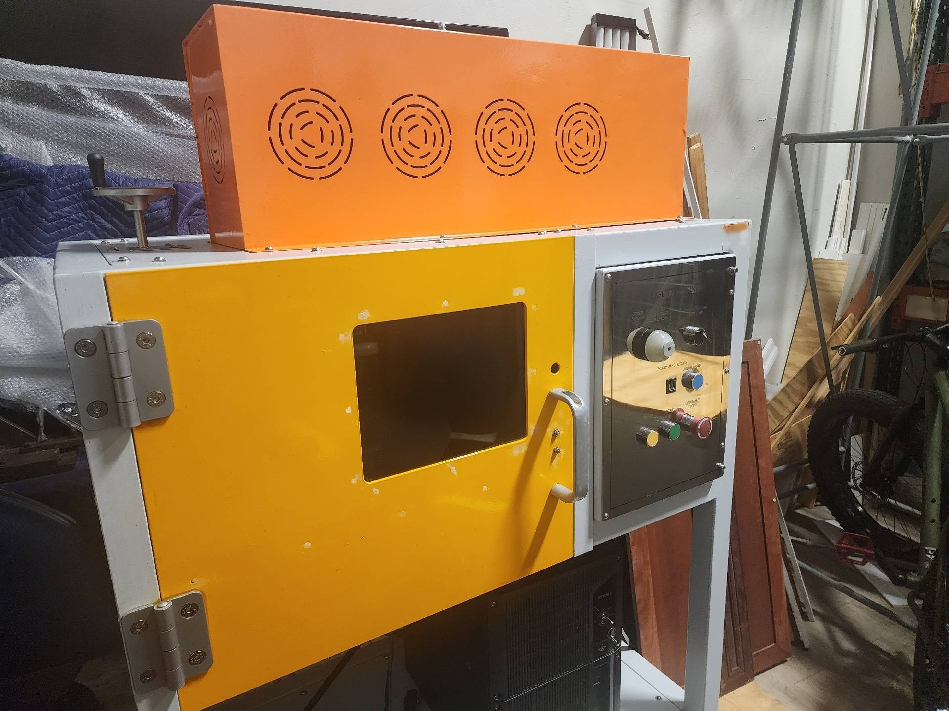 图为 已使用的 KEYENCE MD-X2000A 待售