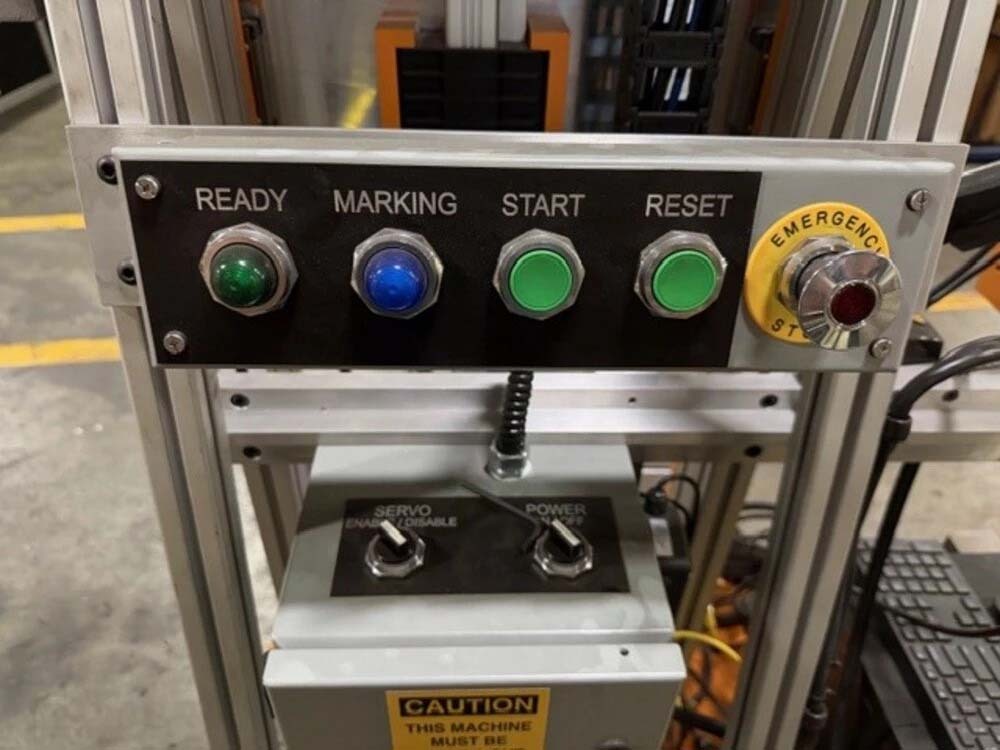 사진 사용됨 KEYENCE MD-X2500A 판매용