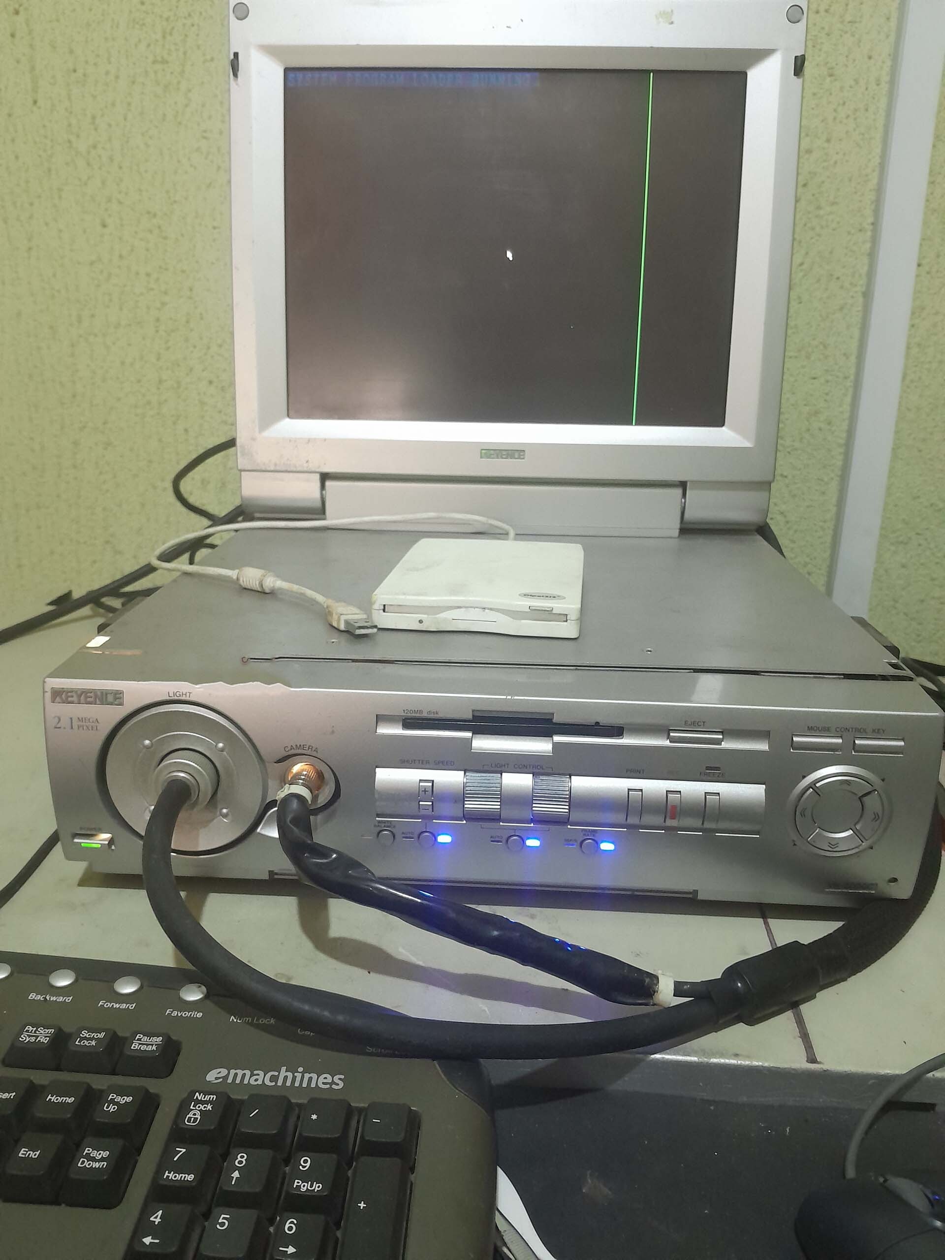 图为 已使用的 KEYENCE VH-8000 待售