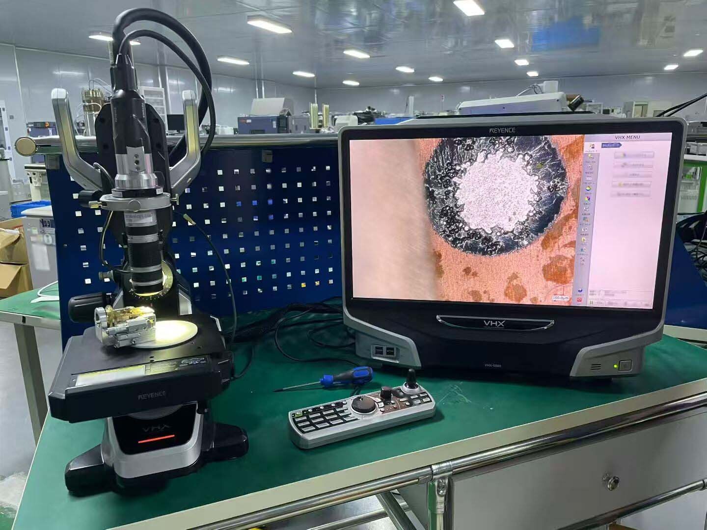 Foto Verwendet KEYENCE VHX-5000 Zum Verkauf