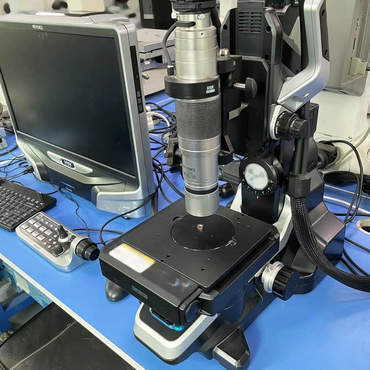 Photo Utilisé KEYENCE VHX-6000 À vendre