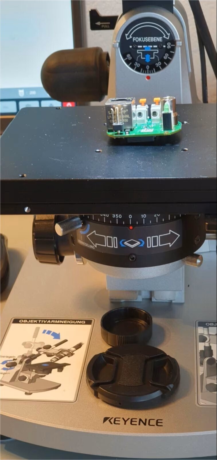 Foto Verwendet KEYENCE VHX-970F Zum Verkauf