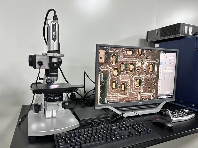 사진 사용됨 KEYENCE VHX-X1F 판매용