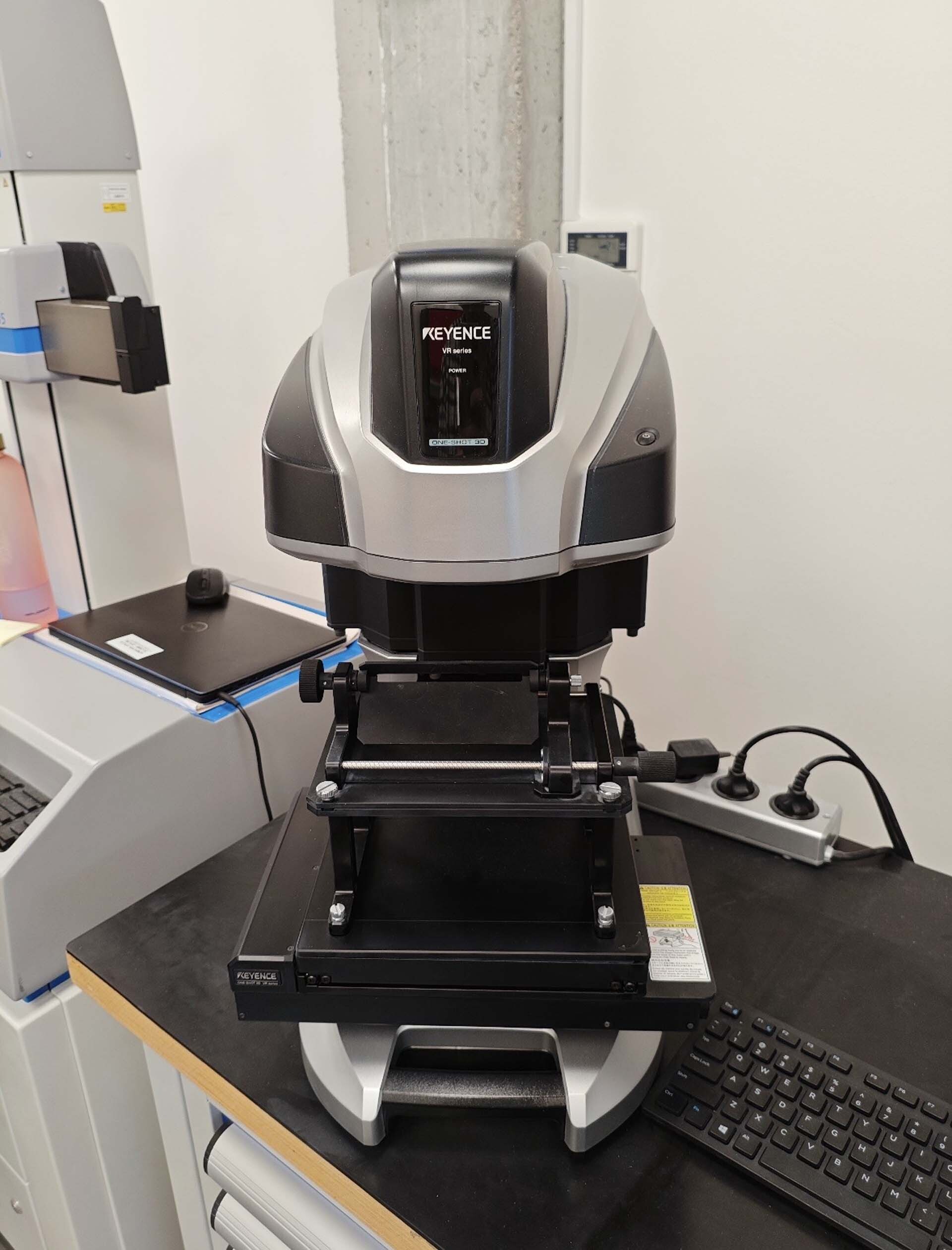 Photo Used KEYENCE VR-5200 For Sale