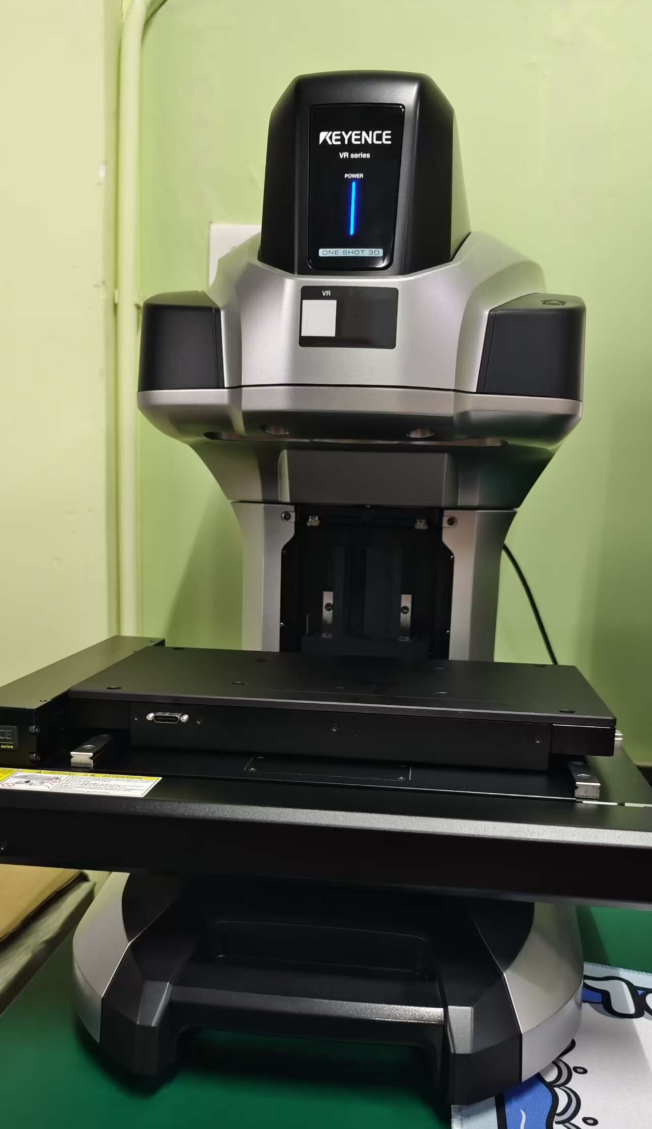Photo Utilisé KEYENCE VR-6200 À vendre