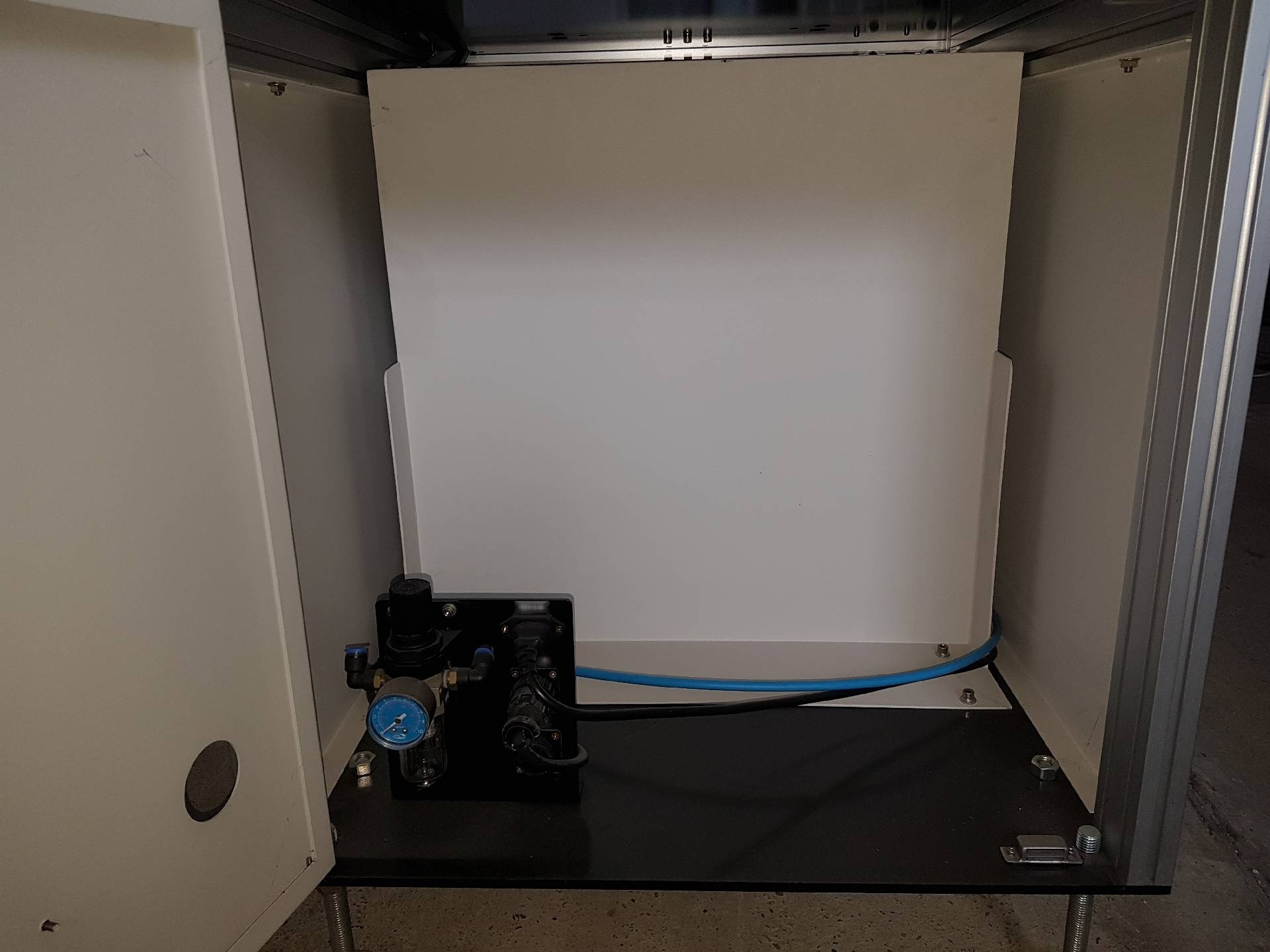 Photo Used KI HEUNG KNB 700 For Sale