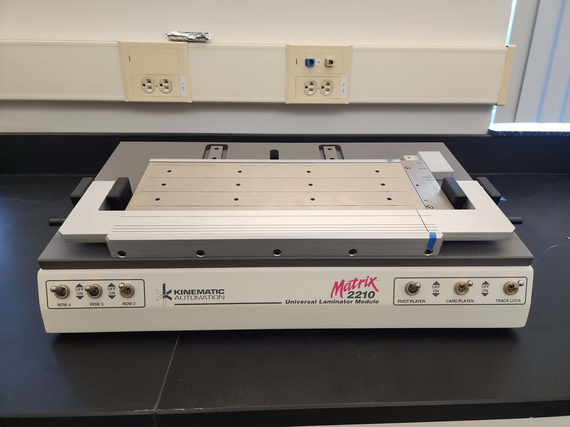 Photo Utilisé KINEMATIC Matrix 2210 À vendre