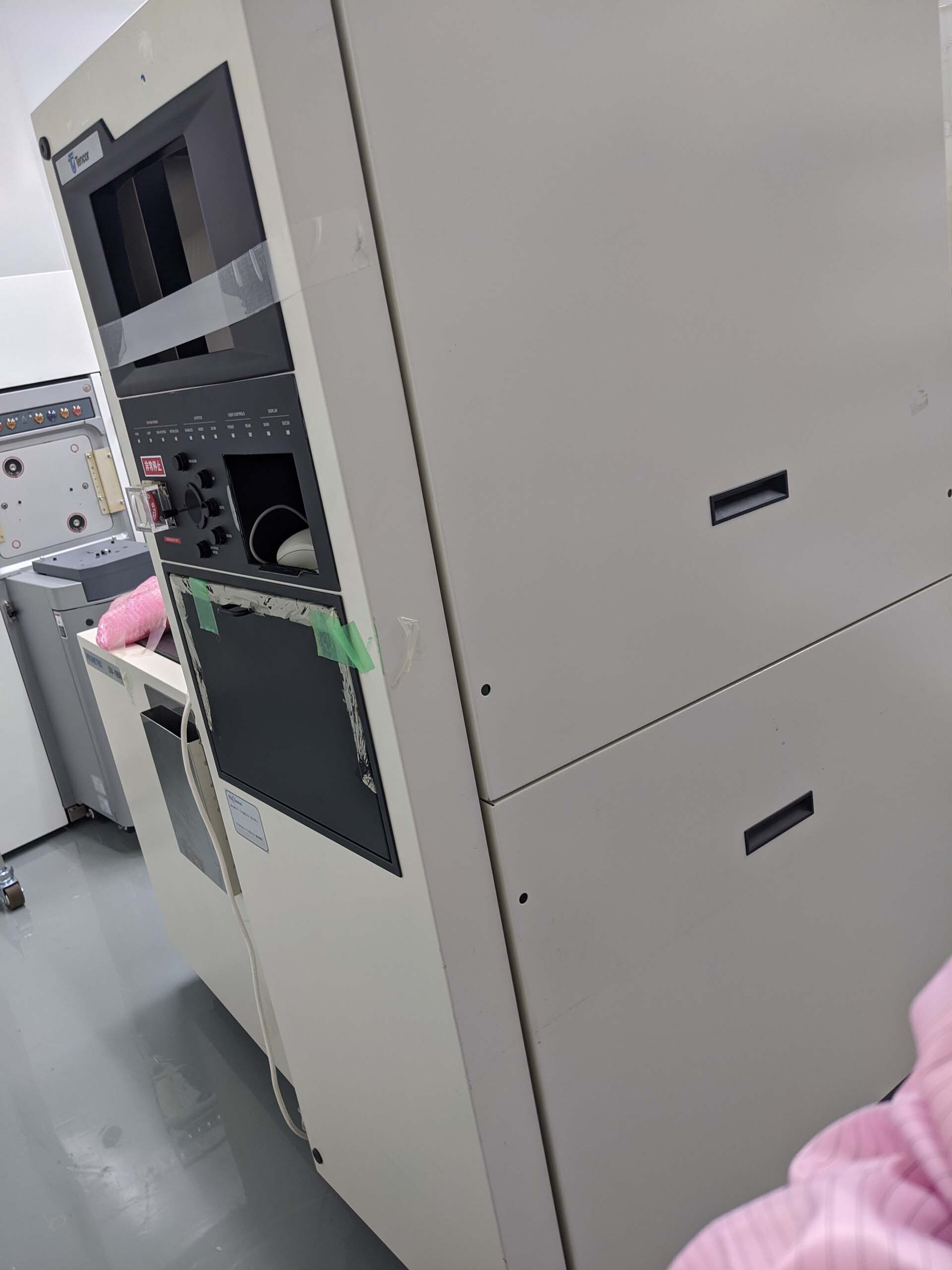 图为 已使用的 KLA / TENCOR / PROMETRIX UV 1050 待售
