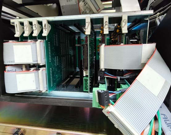 图为 已使用的 KLA / TENCOR / PROMETRIX UV 1050 待售