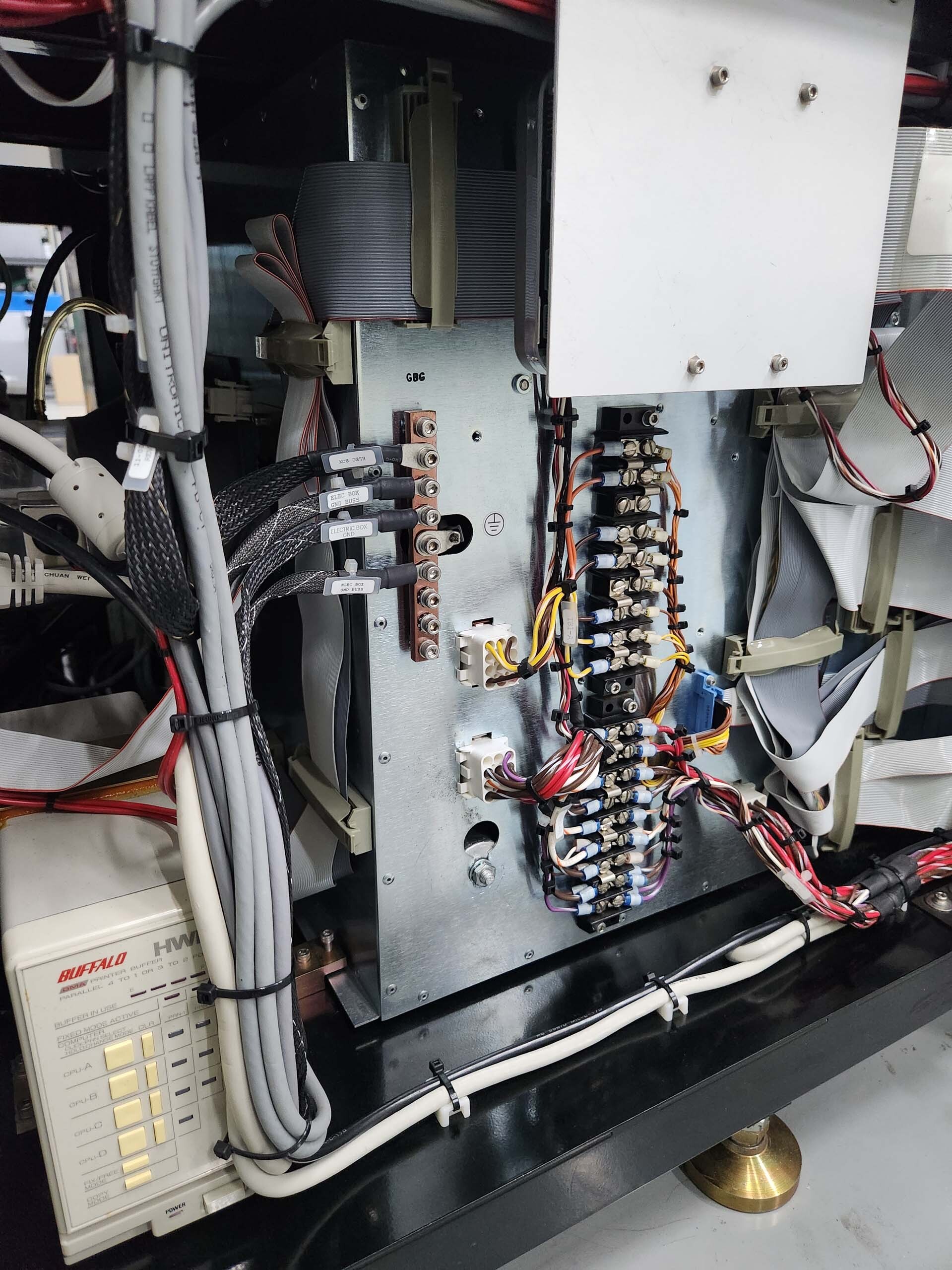 图为 已使用的 KLA / TENCOR / THERMA-WAVE OP 2600 待售