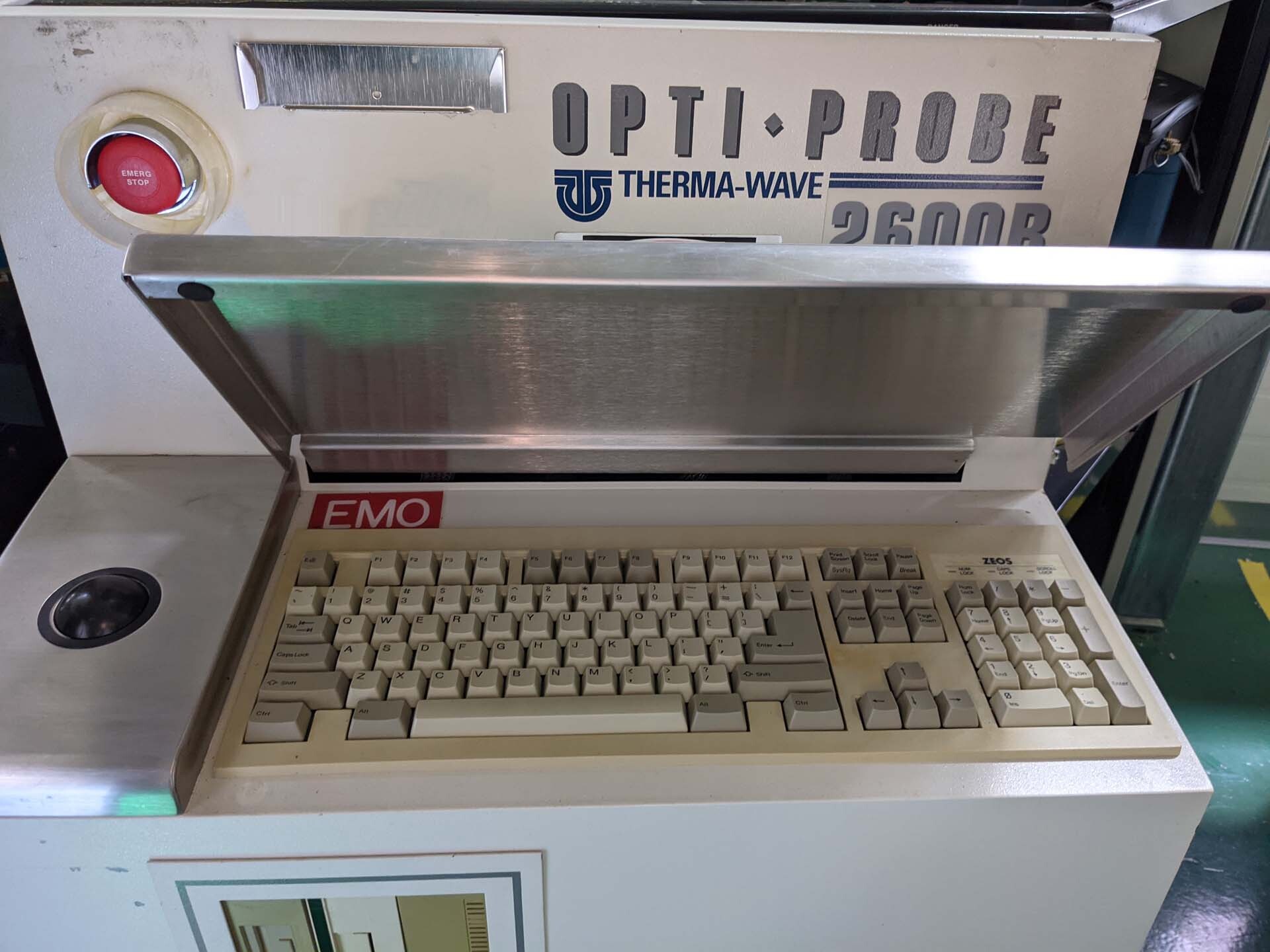 Photo Used KLA / TENCOR / THERMA-WAVE Optiprobe 2600 For Sale