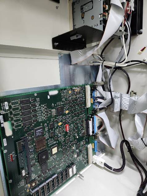 Photo Used KLA / TENCOR / THERMA-WAVE TP 500 For Sale