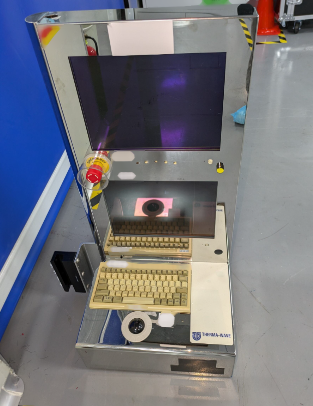 圖為 已使用的 KLA / TENCOR / THERMA-WAVE TP 630XP 待售