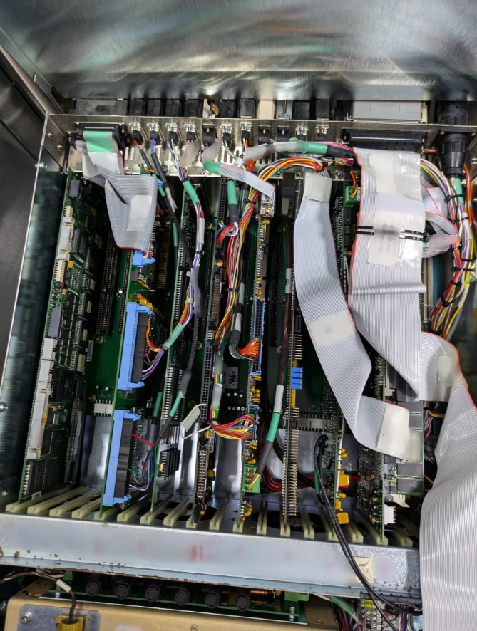 圖為 已使用的 KLA / TENCOR / THERMA-WAVE TP 630XP 待售