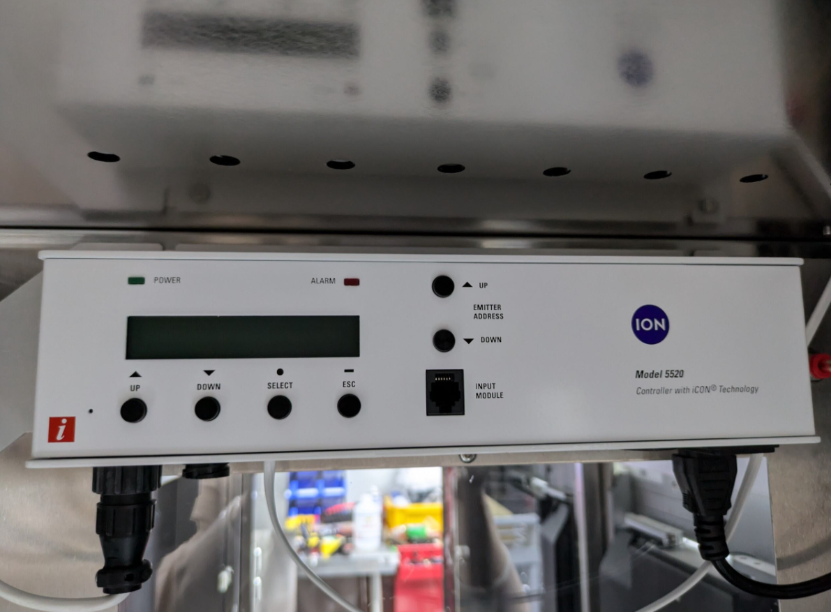 圖為 已使用的 KLA / TENCOR / THERMA-WAVE TP 630XP 待售