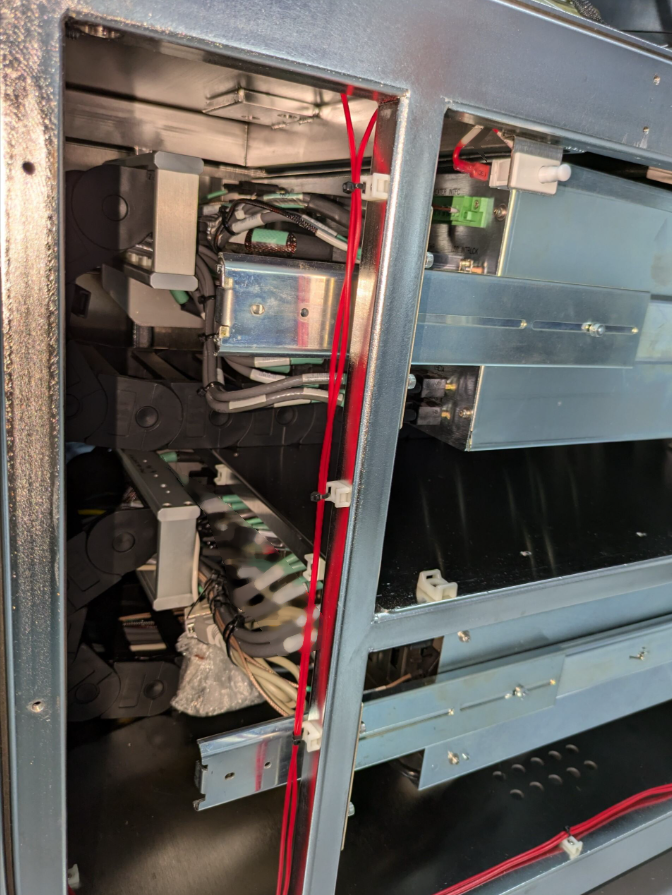 圖為 已使用的 KLA / TENCOR / THERMA-WAVE TP 630XP 待售