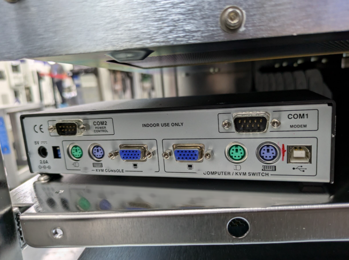 圖為 已使用的 KLA / TENCOR / THERMA-WAVE TP 630XP 待售